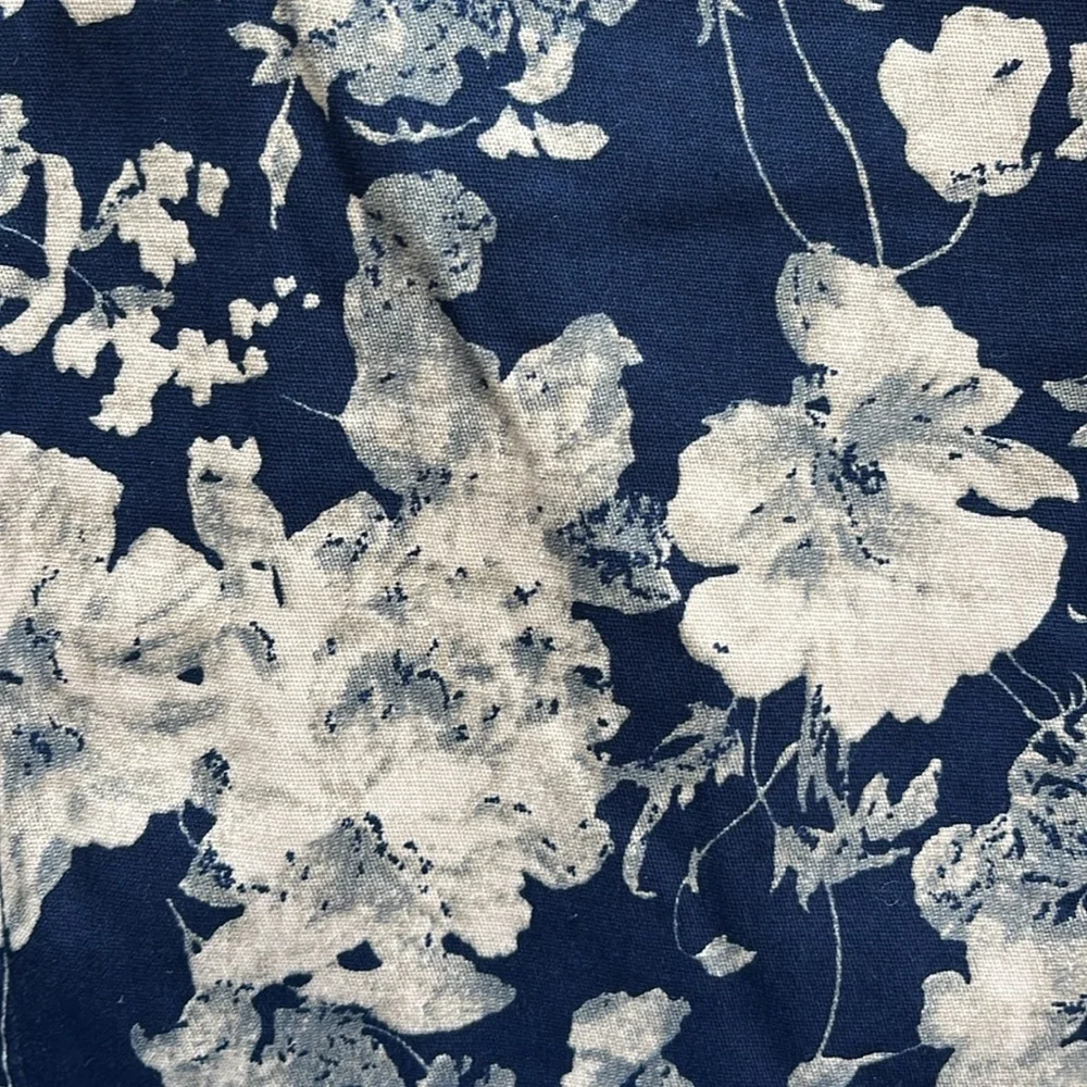 Brave Soul Navy Blue and Cream Floral Print Skirt Womans‎ Size 10